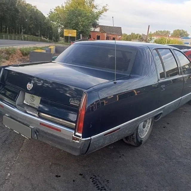 Cadillac Fleetwood 5.7 AT, 1994, 205000 — фото 3